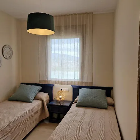 Edificio Larimar קלפה