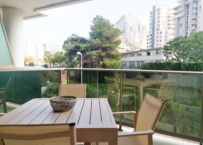 Edificio Larimar * Calp